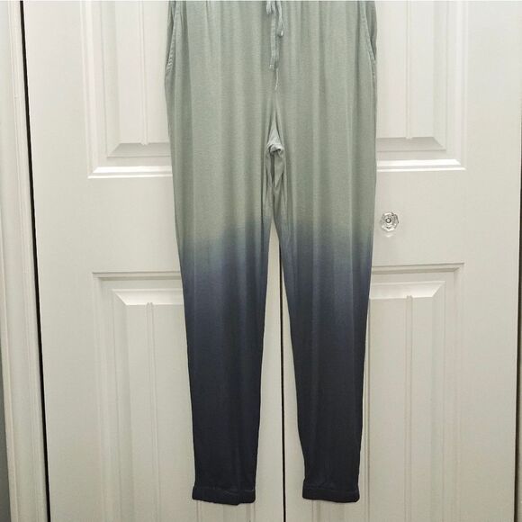 ☀️Umgee, Sage and navy ombre jumper. NWT, Sizes-S,M,L☀️ - Picture 9 of 9